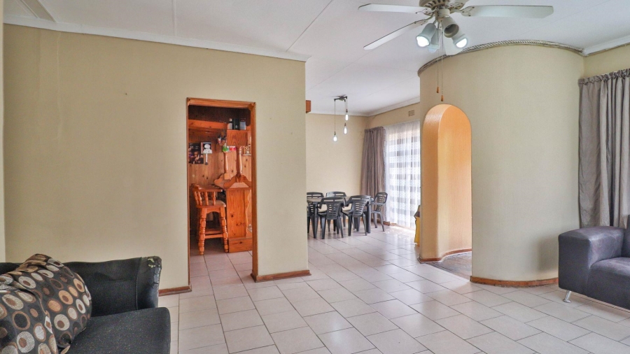 3 Bedroom Property for Sale in Dersley Gauteng