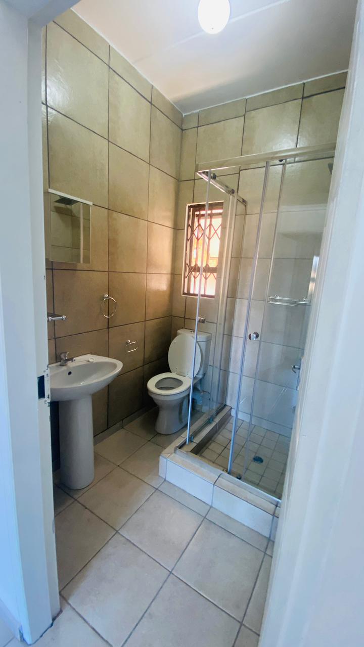2 Bedroom Property for Sale in Comet Gauteng