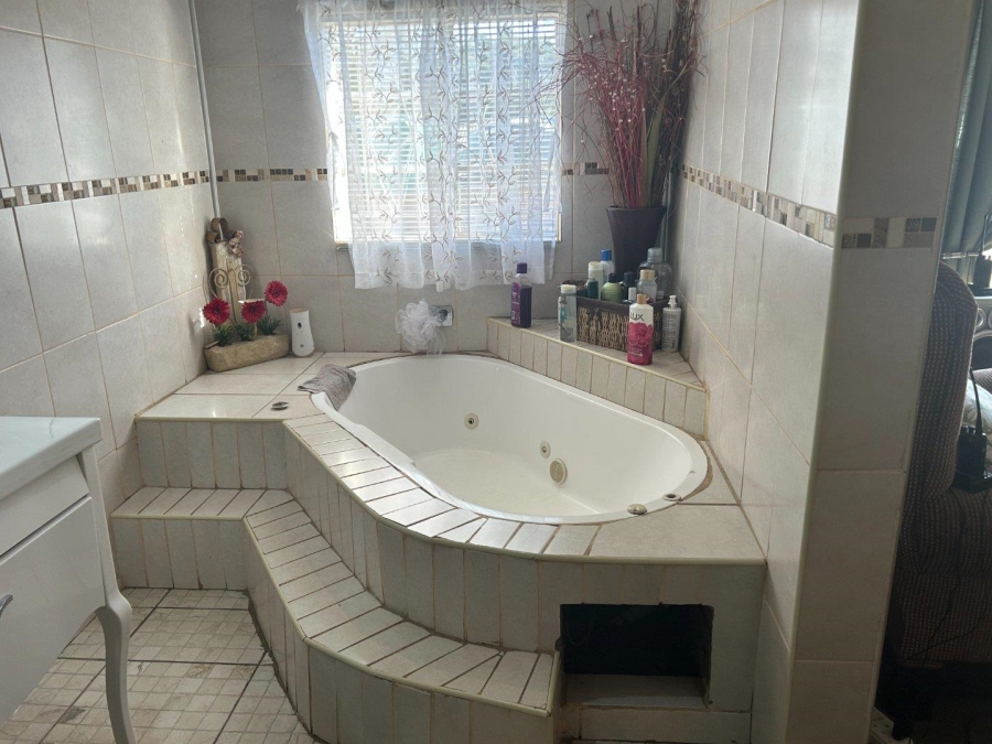 4 Bedroom Property for Sale in Withok Estate Gauteng