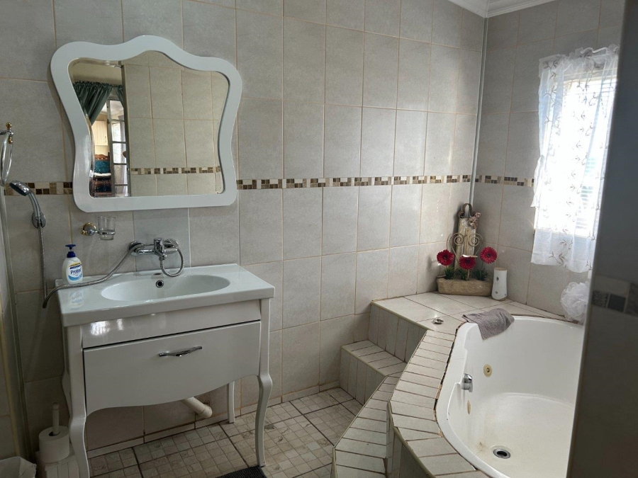 4 Bedroom Property for Sale in Withok Estate Gauteng