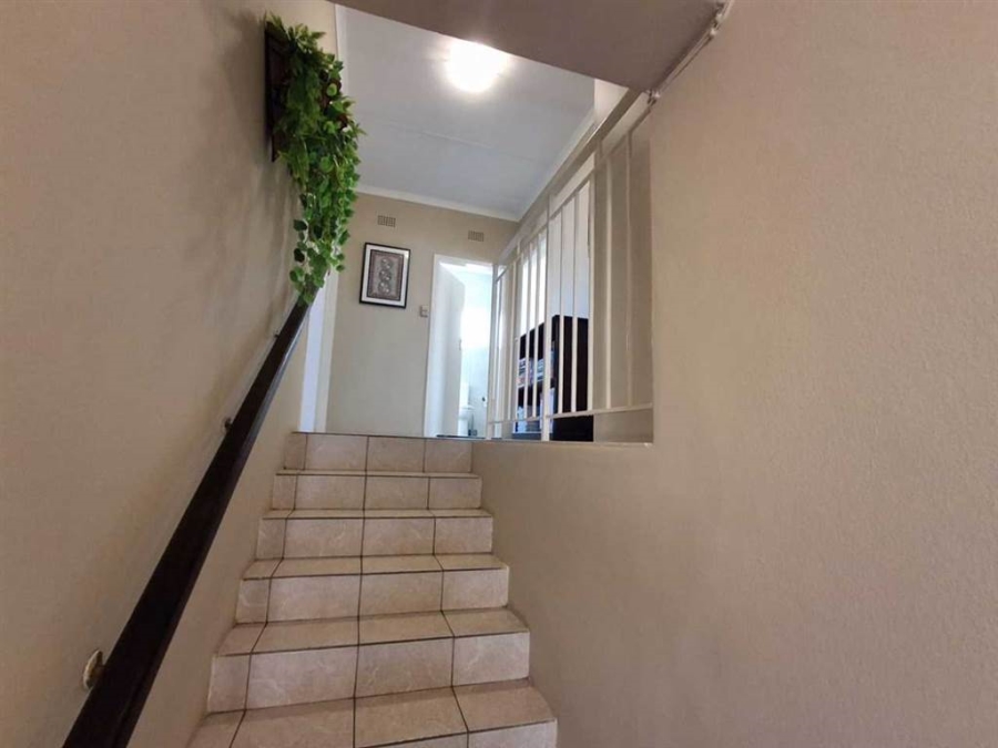 3 Bedroom Property for Sale in Brackenhurst Gauteng