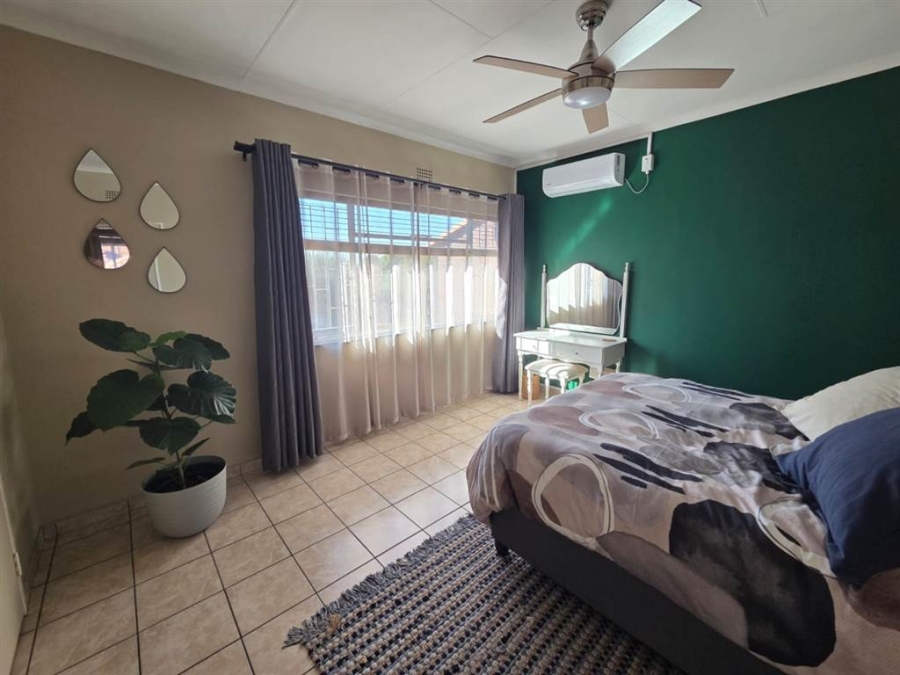 3 Bedroom Property for Sale in Brackenhurst Gauteng