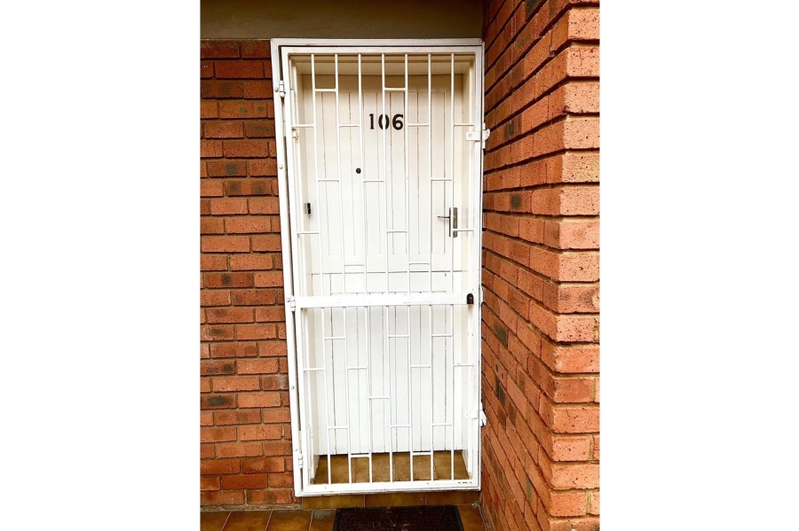 To Let 3 Bedroom Property for Rent in La Montagne Gauteng