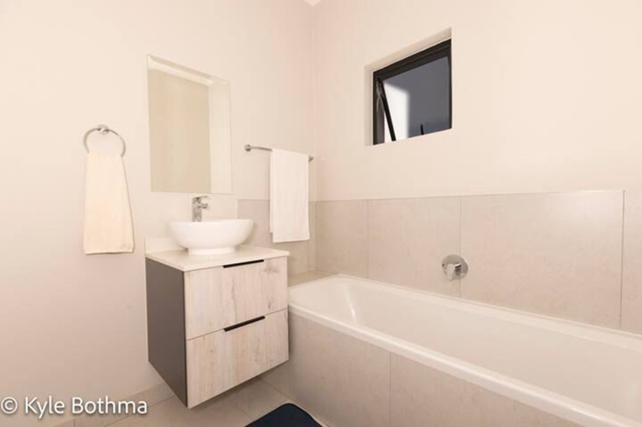 To Let 2 Bedroom Property for Rent in Carlswald Gauteng