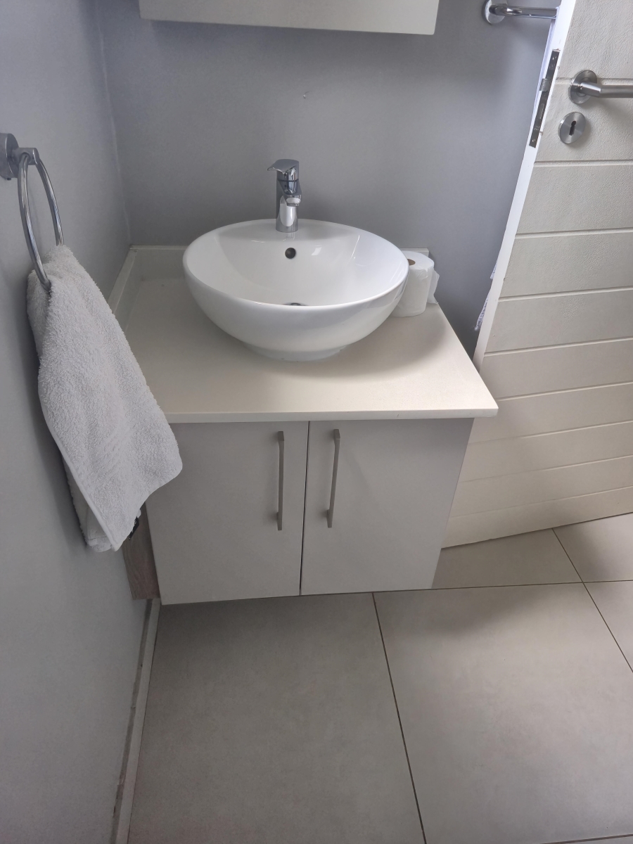 2 Bedroom Property for Sale in Carlswald Gauteng