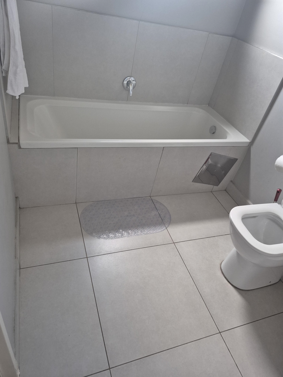 2 Bedroom Property for Sale in Carlswald Gauteng