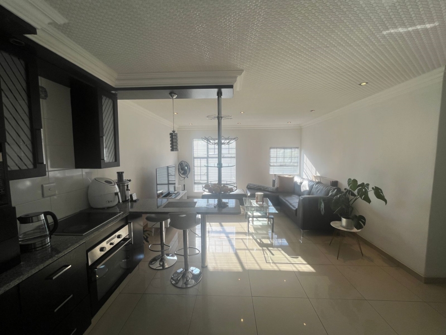 To Let 3 Bedroom Property for Rent in Alan Manor Gauteng