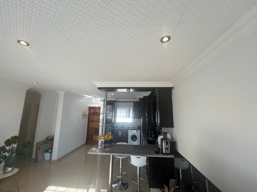 To Let 3 Bedroom Property for Rent in Alan Manor Gauteng