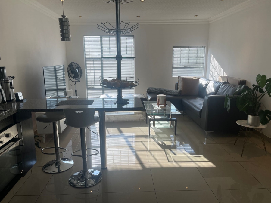 To Let 3 Bedroom Property for Rent in Alan Manor Gauteng