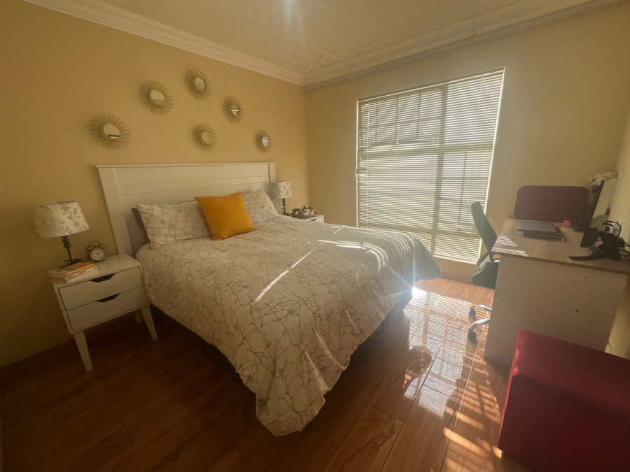 To Let 3 Bedroom Property for Rent in Alan Manor Gauteng