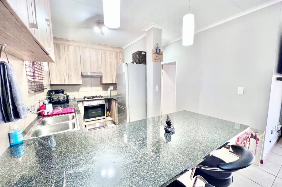 2 Bedroom Property for Sale in Sagewood Gauteng
