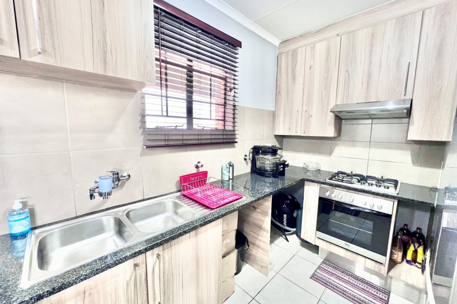 2 Bedroom Property for Sale in Sagewood Gauteng