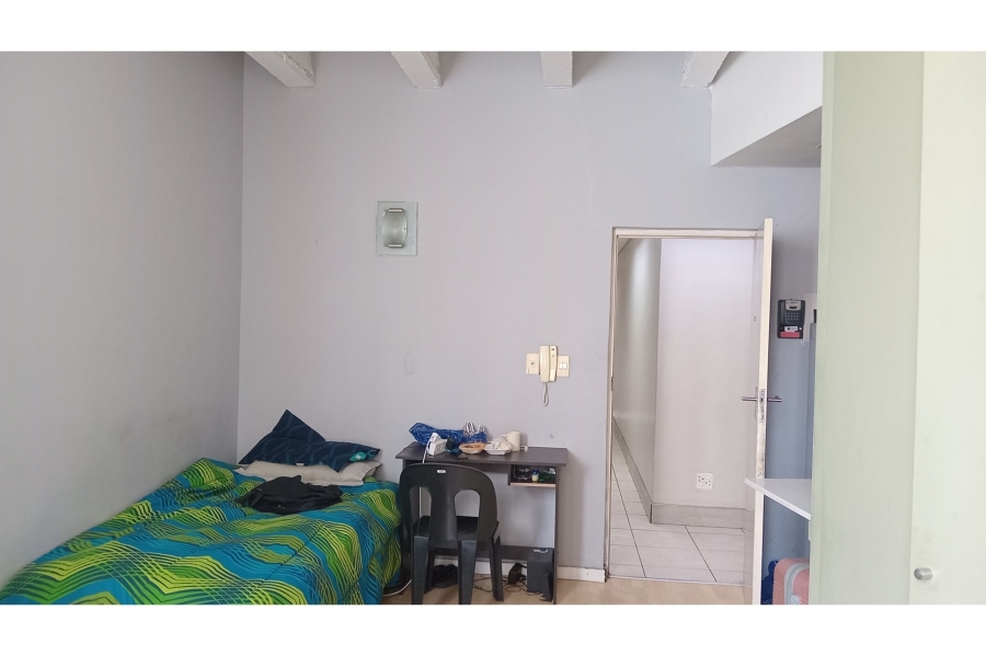 1 Bedroom Property for Sale in Braamfontein Gauteng