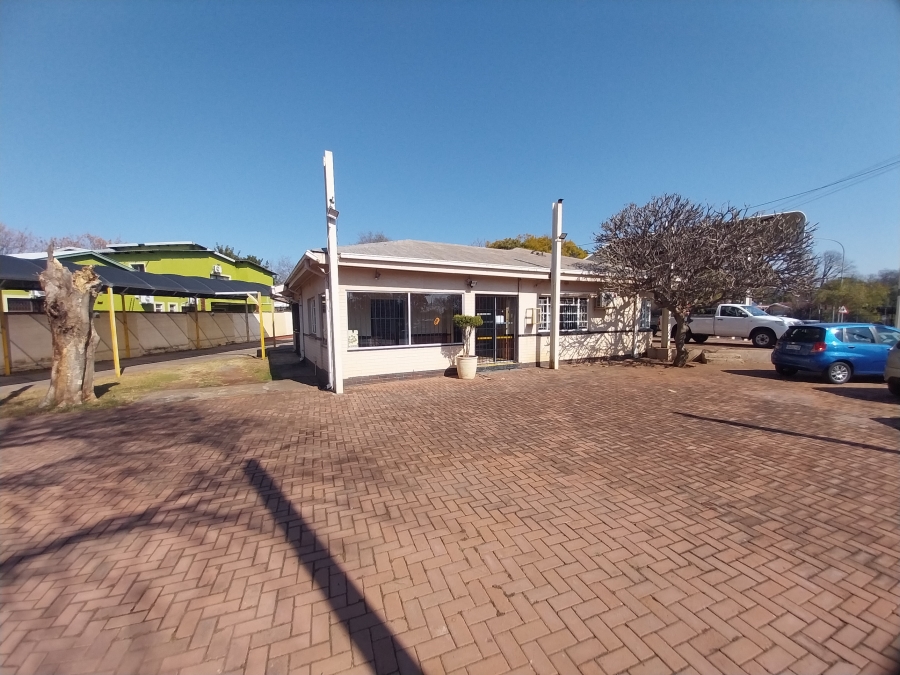 To Let commercial Property for Rent in Lyttelton Manor Gauteng