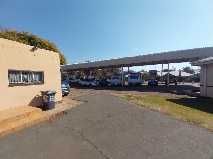 To Let commercial Property for Rent in Lyttelton Manor Gauteng