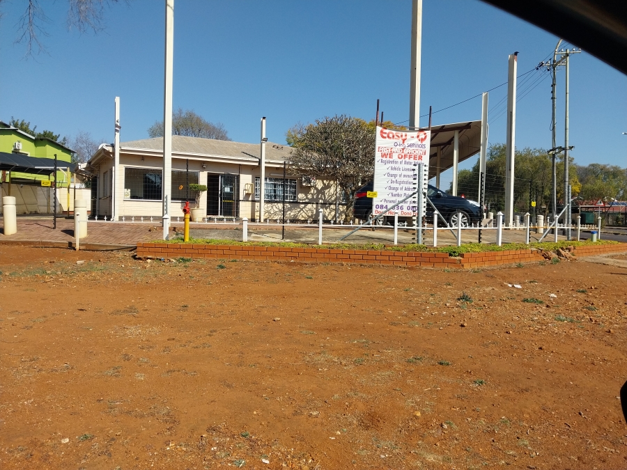 To Let commercial Property for Rent in Lyttelton Manor Gauteng