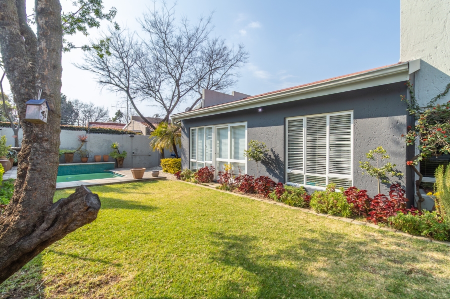 3 Bedroom Property for Sale in Magaliessig Gauteng