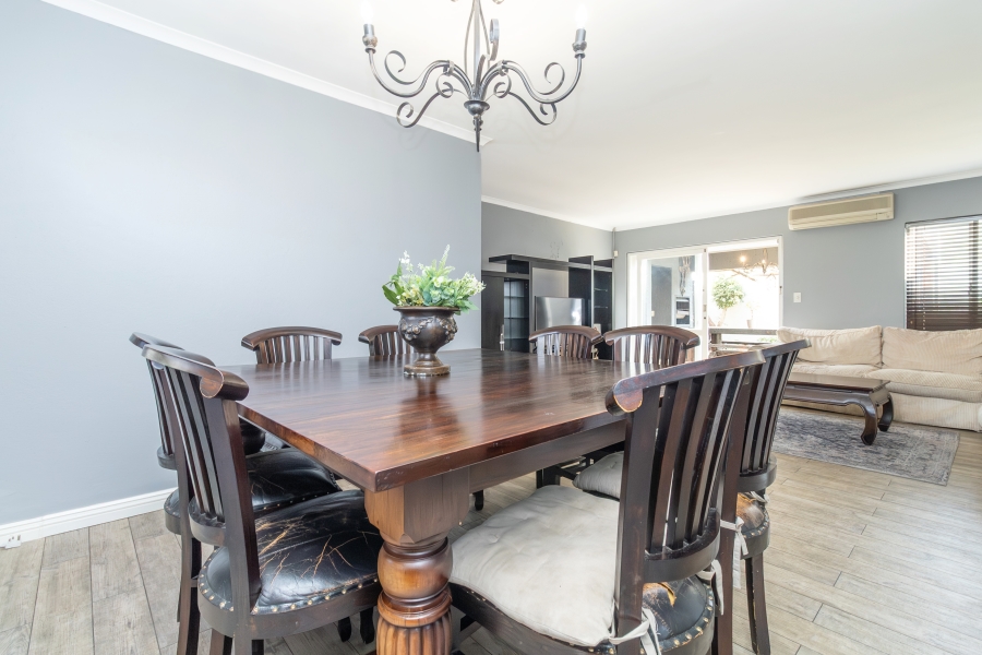 3 Bedroom Property for Sale in Magaliessig Gauteng