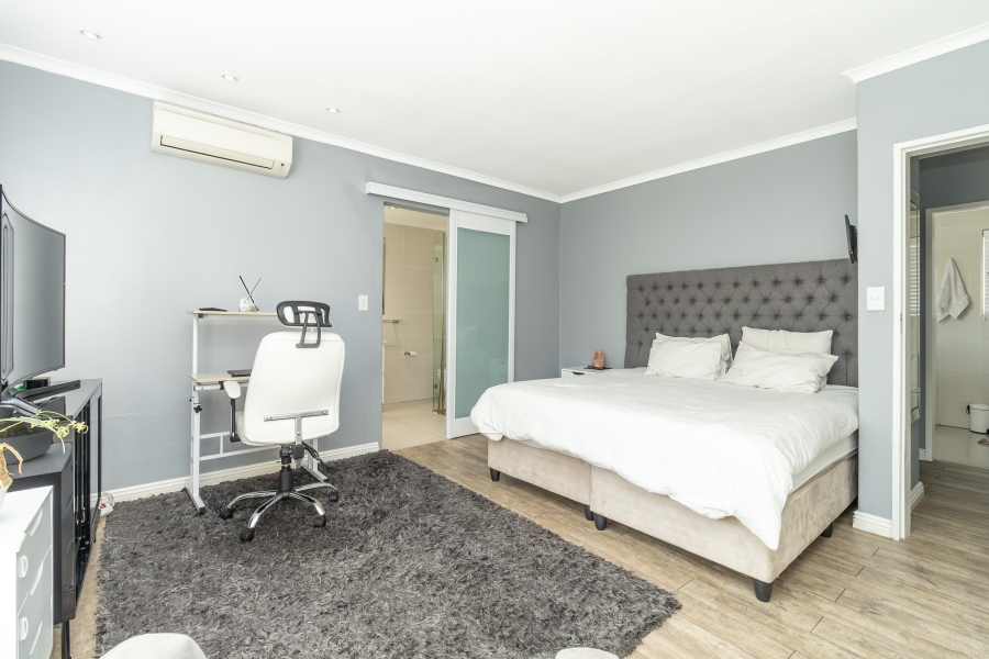 3 Bedroom Property for Sale in Magaliessig Gauteng