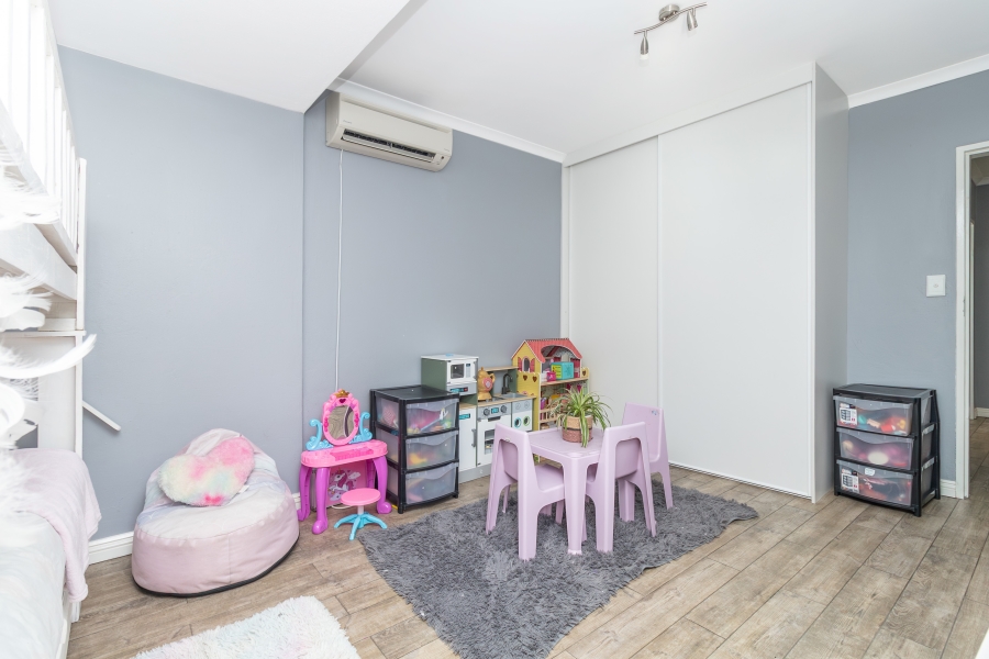 3 Bedroom Property for Sale in Magaliessig Gauteng