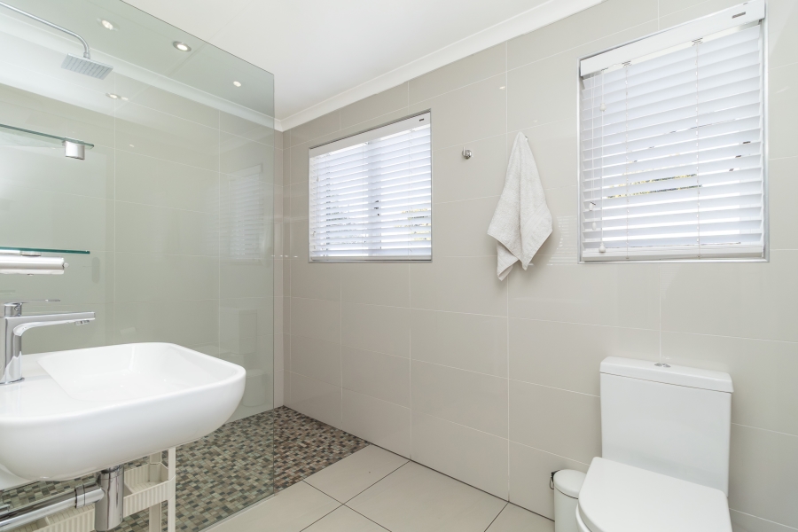 3 Bedroom Property for Sale in Magaliessig Gauteng