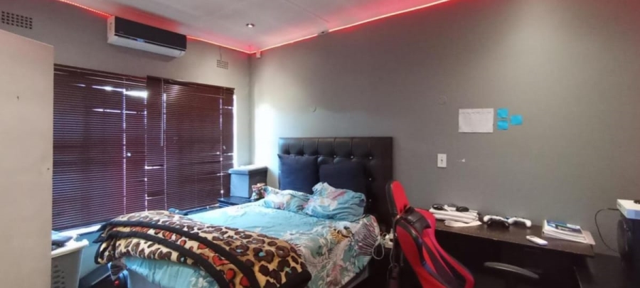 4 Bedroom Property for Sale in Oriel Gauteng