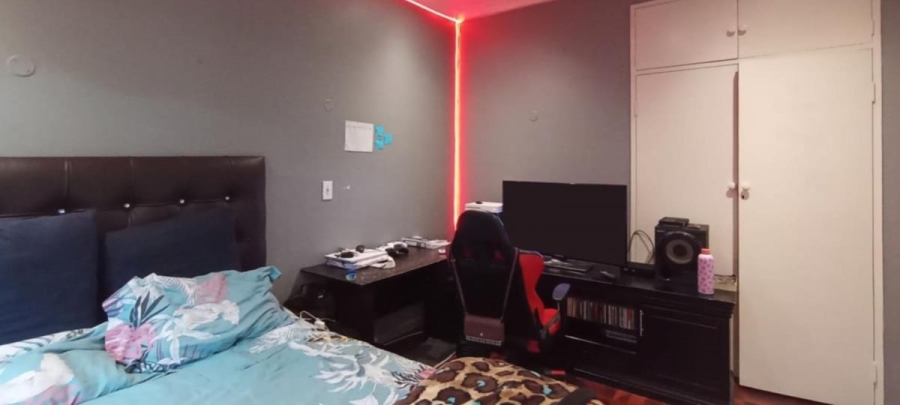 4 Bedroom Property for Sale in Oriel Gauteng