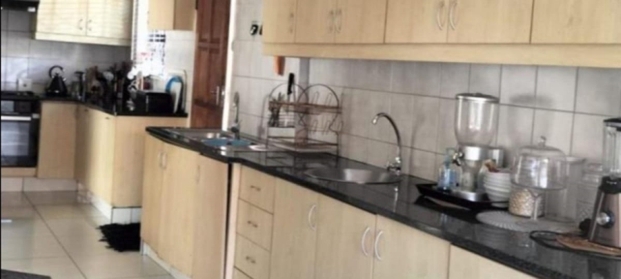 4 Bedroom Property for Sale in Oriel Gauteng