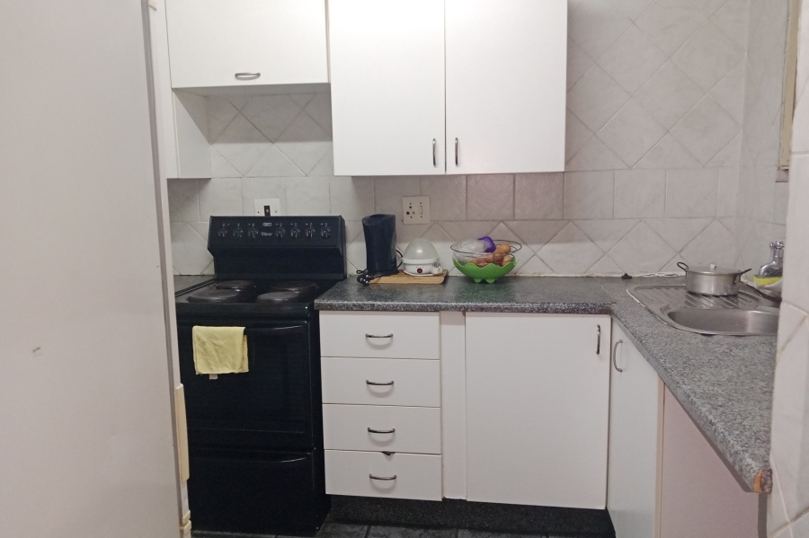 2 Bedroom Property for Sale in Pretoria Central Gauteng