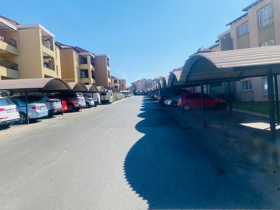 2 Bedroom Property for Sale in Meredale Gauteng
