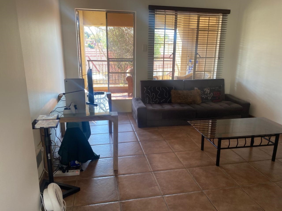 2 Bedroom Property for Sale in Meredale Gauteng