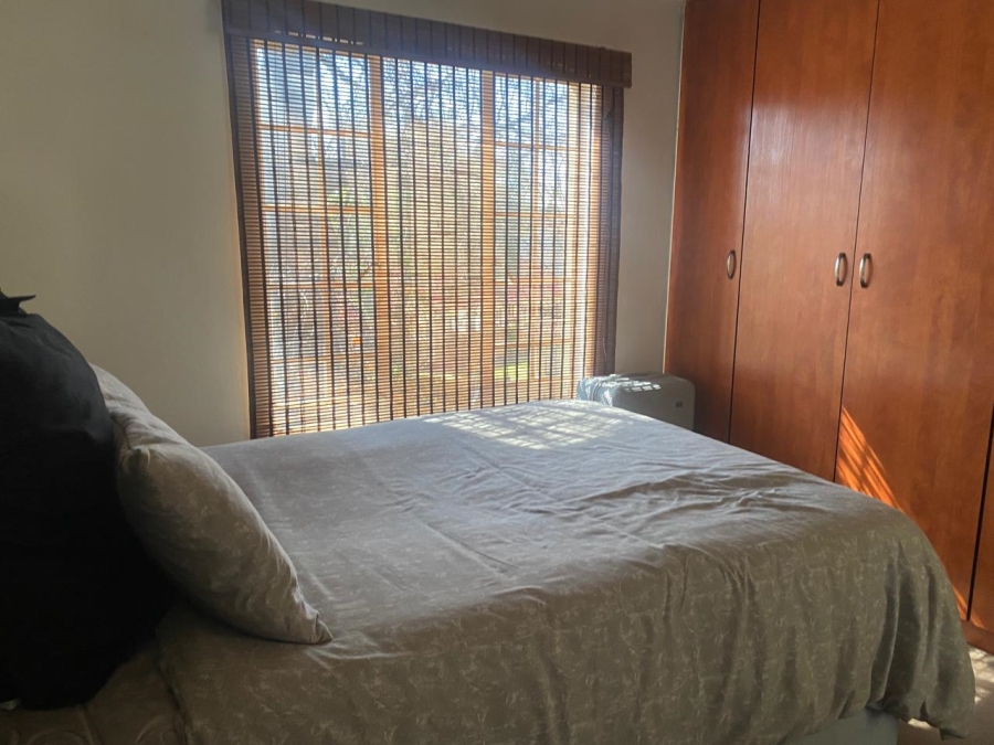 2 Bedroom Property for Sale in Meredale Gauteng