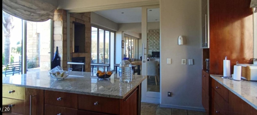 4 Bedroom Property for Sale in Saddlebrook Estate Gauteng