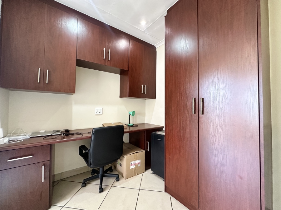 3 Bedroom Property for Sale in Thatchfield Estate Gauteng