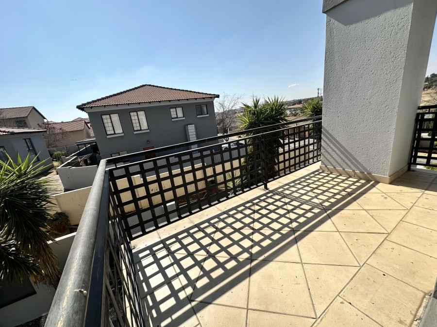 3 Bedroom Property for Sale in Thatchfield Estate Gauteng