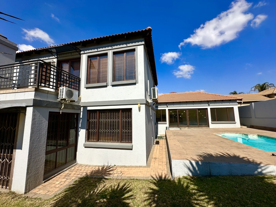 3 Bedroom Property for Sale in Thatchfield Estate Gauteng