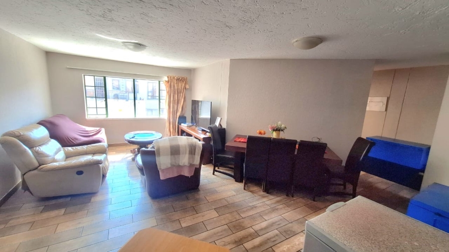 3 Bedroom Property for Sale in Moregloed Gauteng
