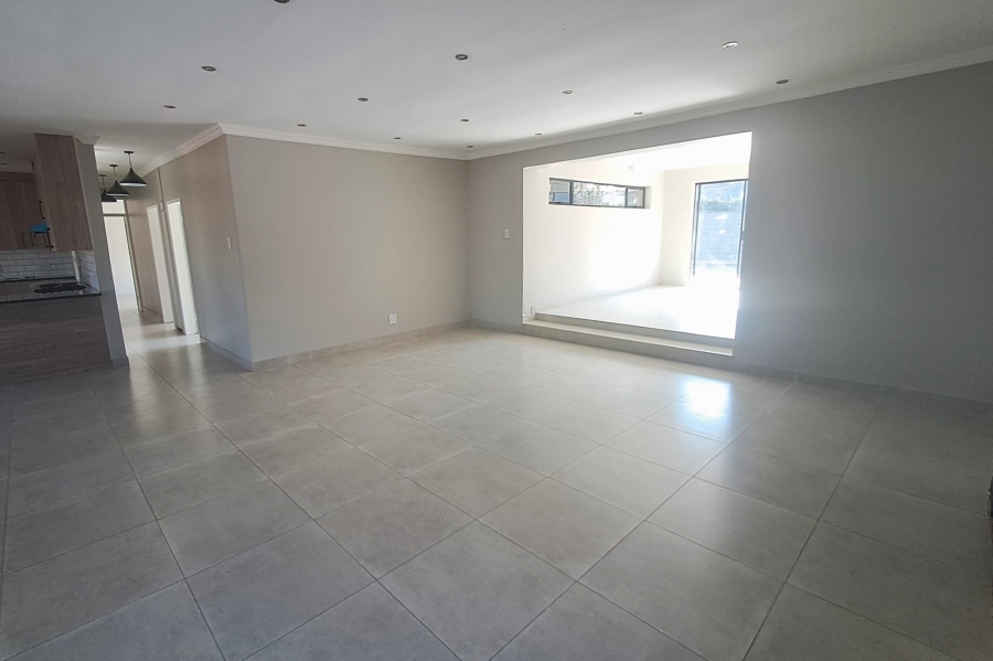 3 Bedroom Property for Sale in Verwoerdpark Gauteng