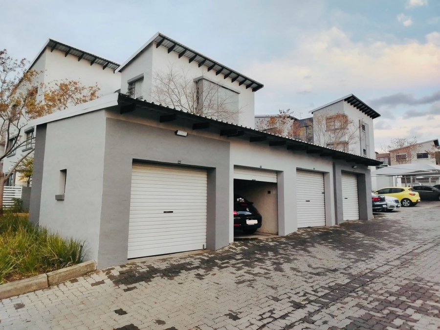 2 Bedroom Property for Sale in Dainfern Gauteng