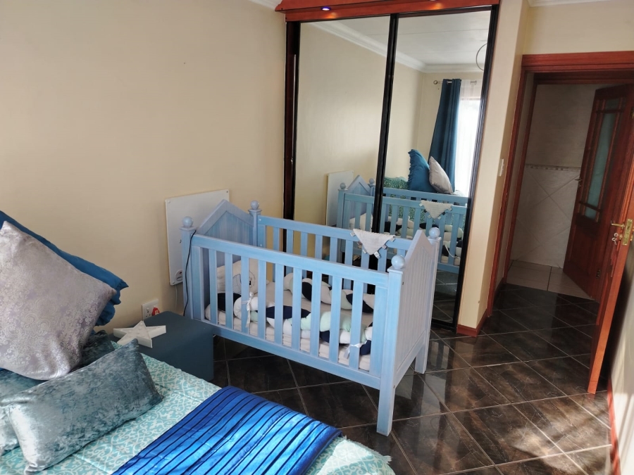5 Bedroom Property for Sale in Paul Krugersoord Gauteng