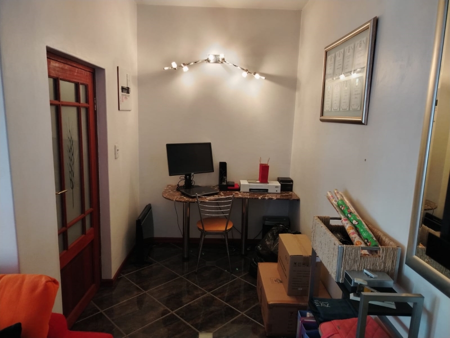 5 Bedroom Property for Sale in Paul Krugersoord Gauteng