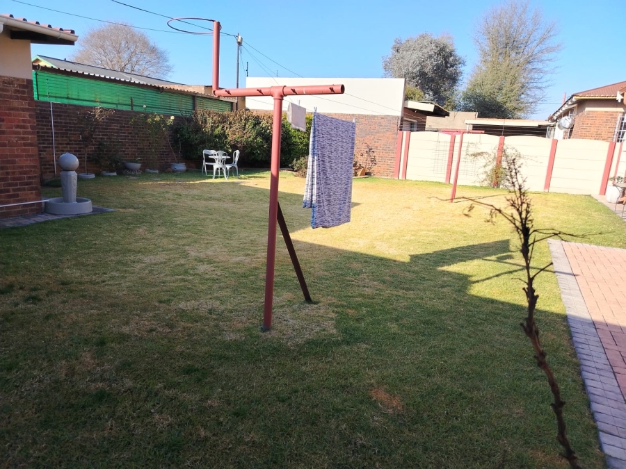 5 Bedroom Property for Sale in Paul Krugersoord Gauteng