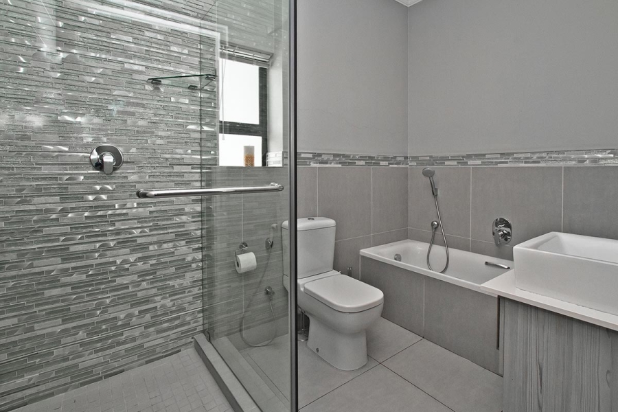 3 Bedroom Property for Sale in Greenside Gauteng