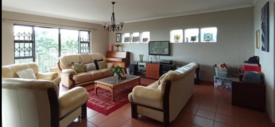 4 Bedroom Property for Sale in Cyrildene Gauteng