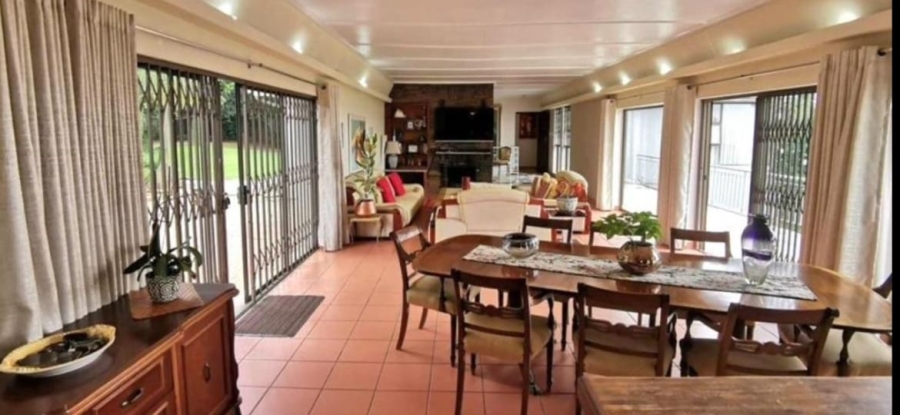 4 Bedroom Property for Sale in Cyrildene Gauteng