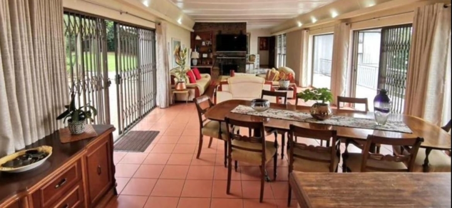 4 Bedroom Property for Sale in Cyrildene Gauteng