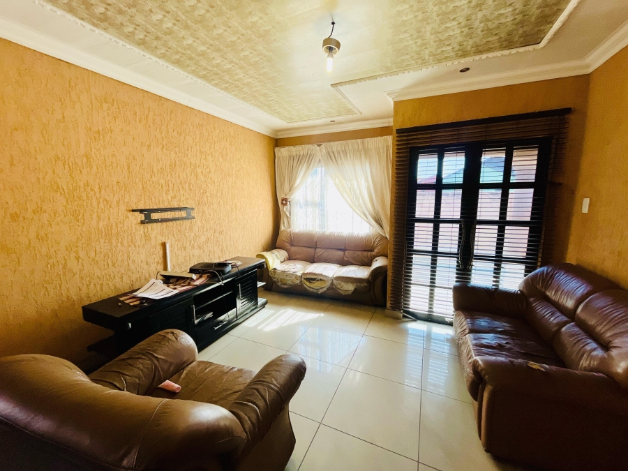 4 Bedroom Property for Sale in Vosloorus Gauteng