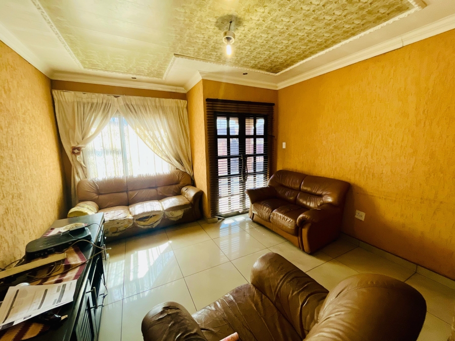 4 Bedroom Property for Sale in Vosloorus Gauteng