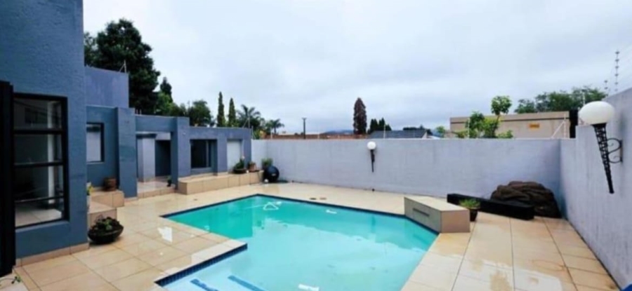 5 Bedroom Property for Sale in Dowerglen Gauteng