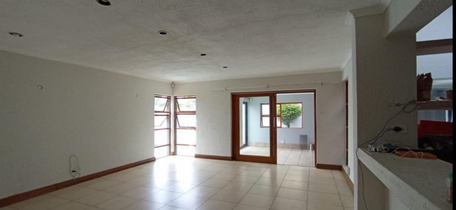 5 Bedroom Property for Sale in Dowerglen Gauteng